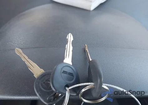 2005 Saturn Vue V6 из США, поврежденный, VIN 5GZCZ53445S807193